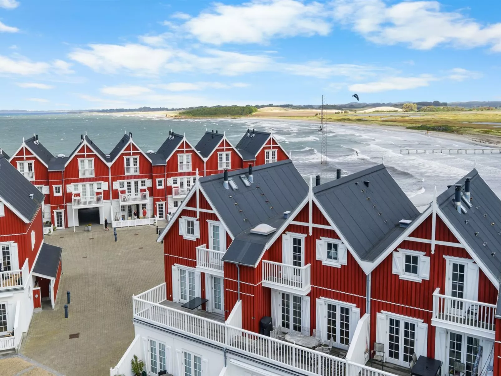 "Annete" - 20m from the sea