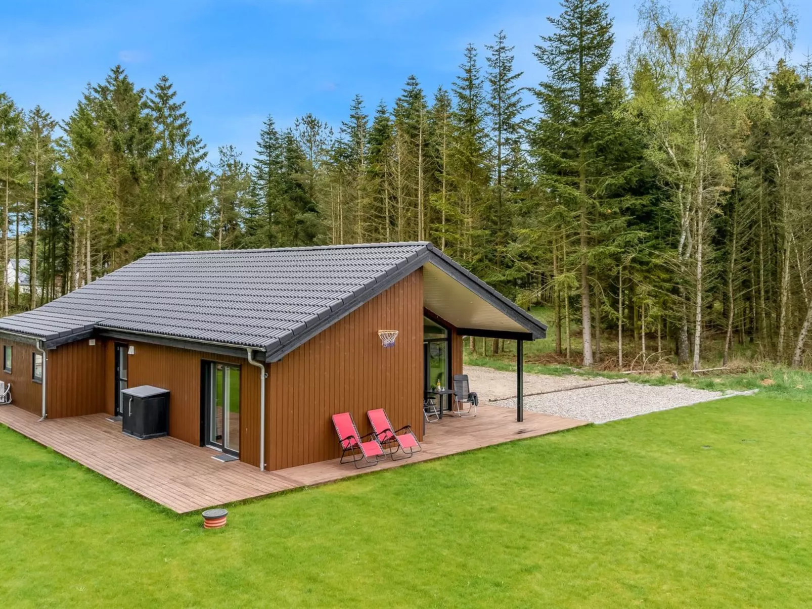 "Herwarth" - 2.3km from the sea