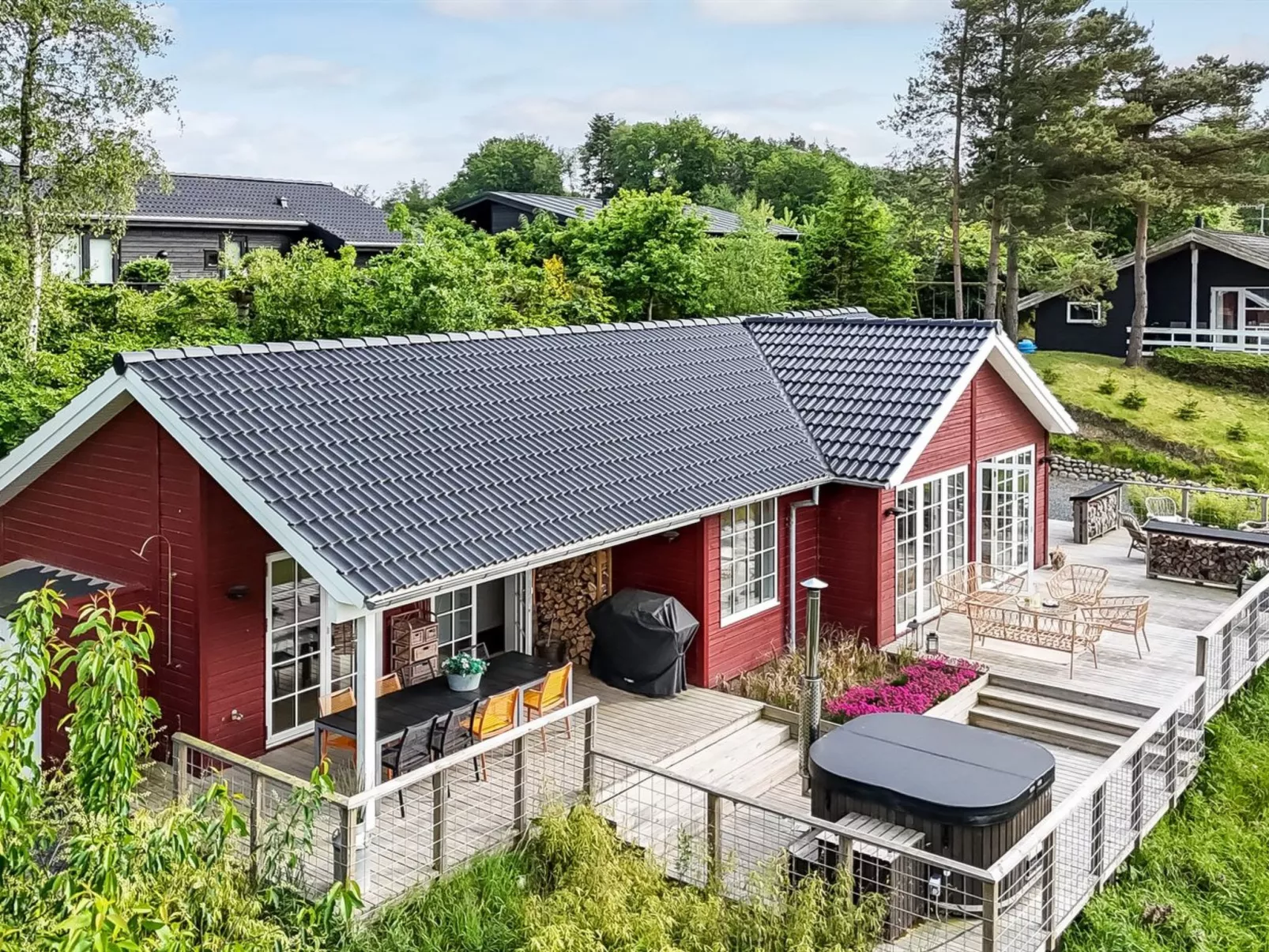 "Blek" - 2.8km from the sea