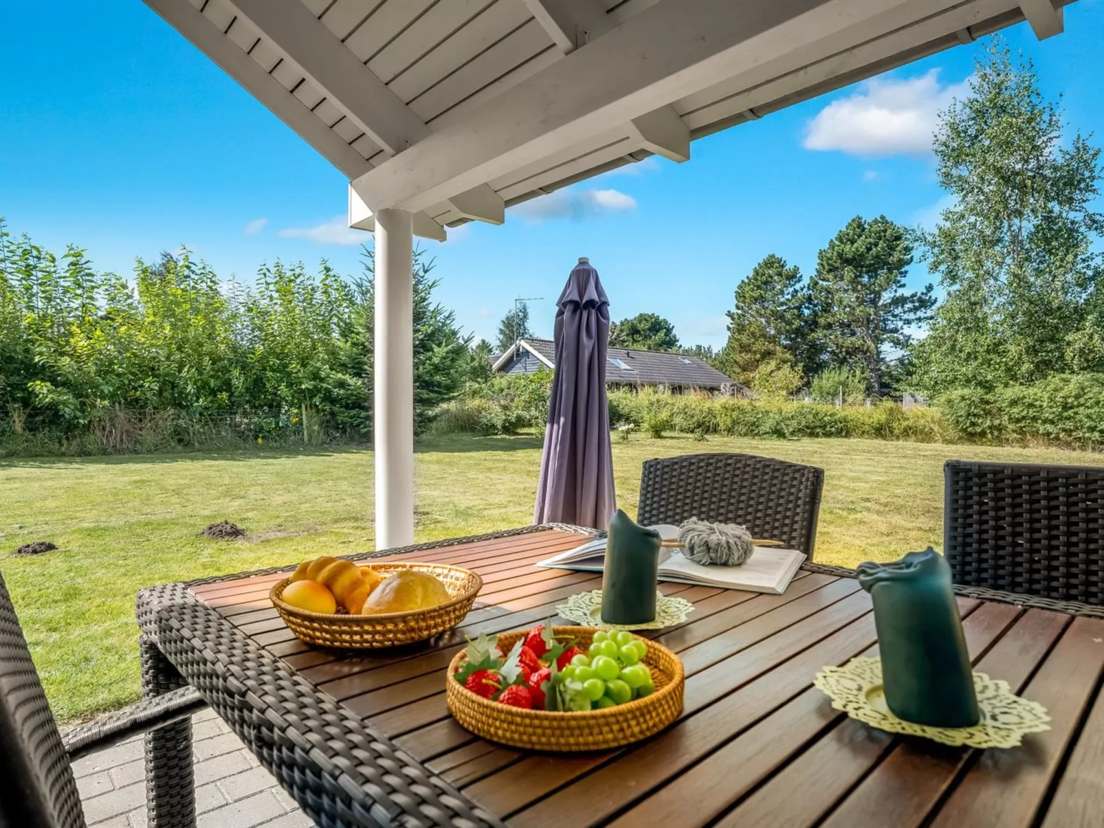 "Annielle" - 500m from the sea