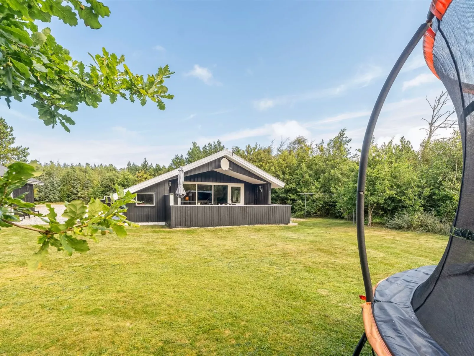 "Onni" - 2.3km from the sea