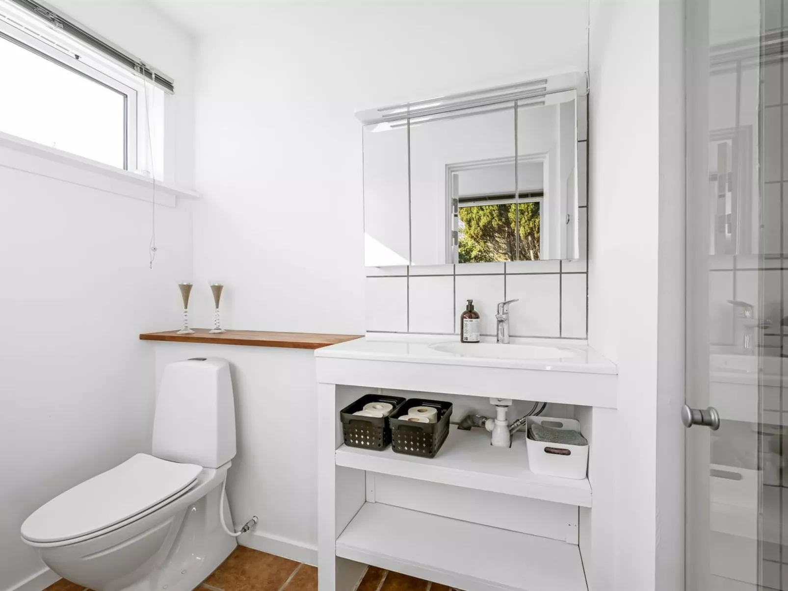 "Hughe" - 1.3km from the sea