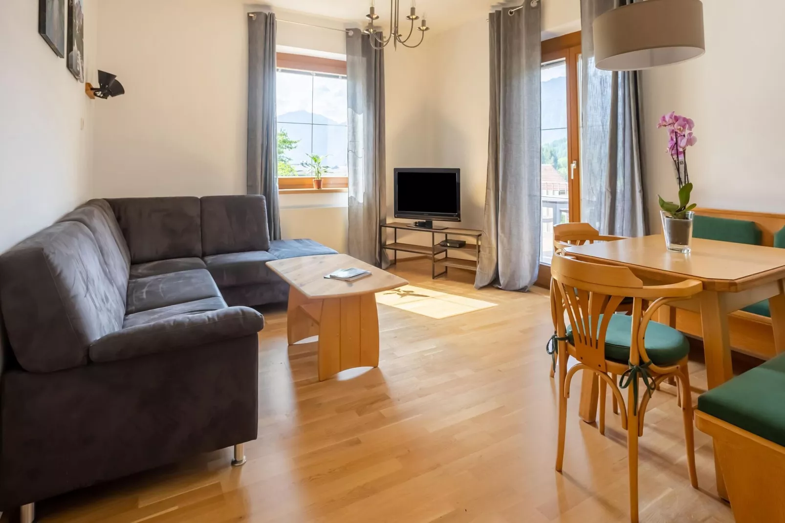 Apartment Gamskofel / EG-Woonkamer