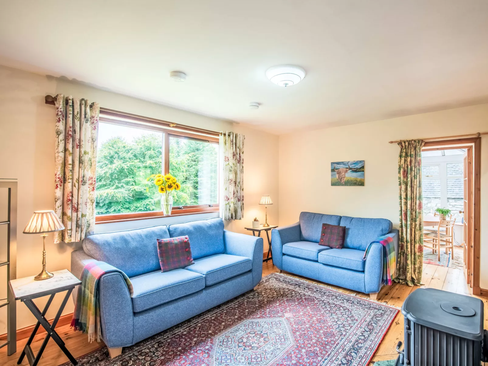 Farmburn Bothy-Binnen