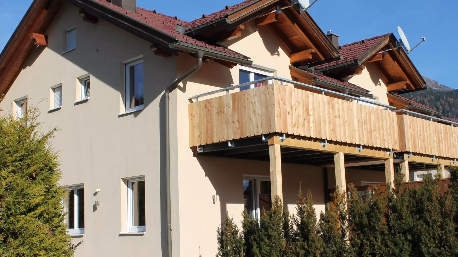 Kipaji 2-Buitenkant zomer