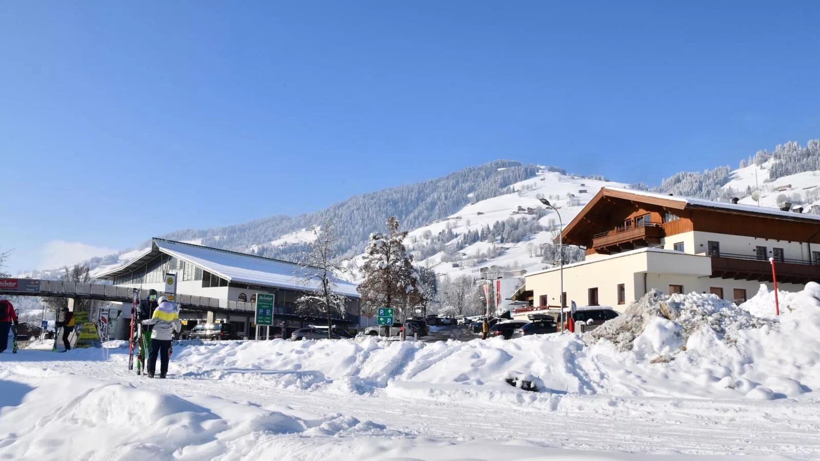 Next To The Skilift A 1-Exterieur winter