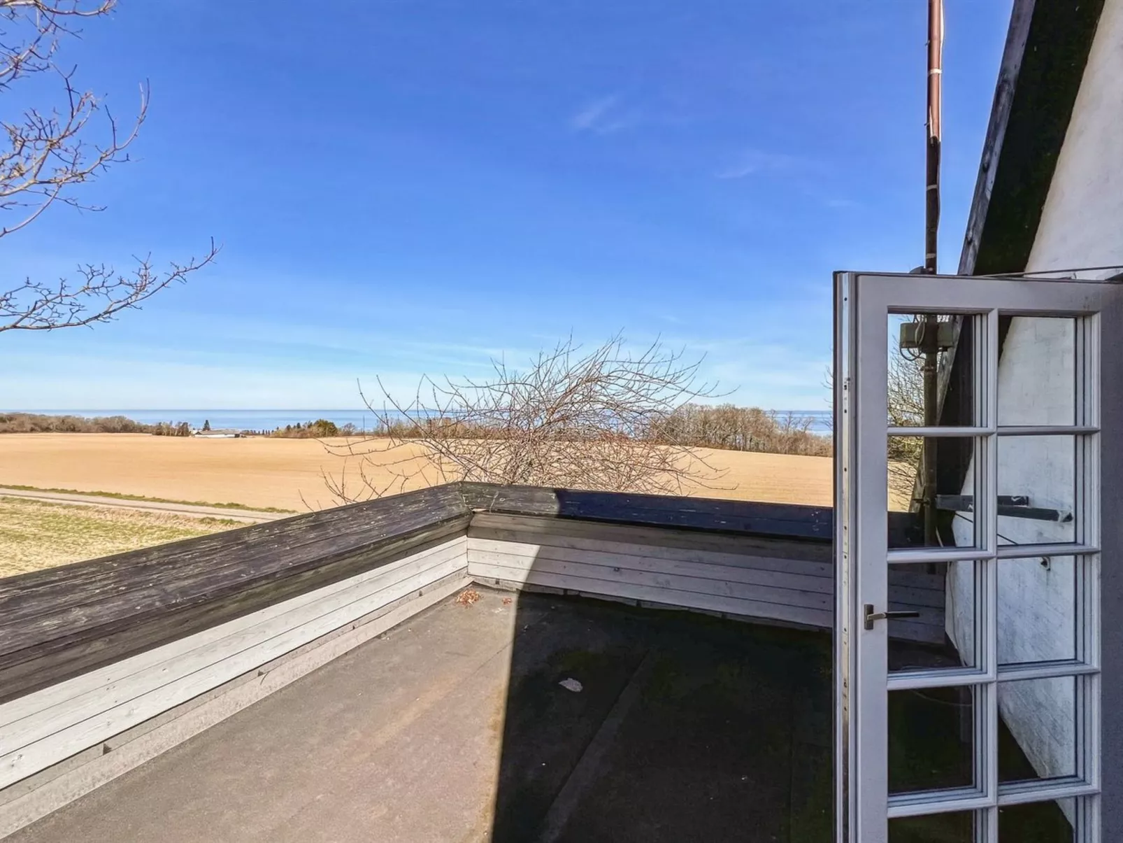 "Singa" - 600m from the sea