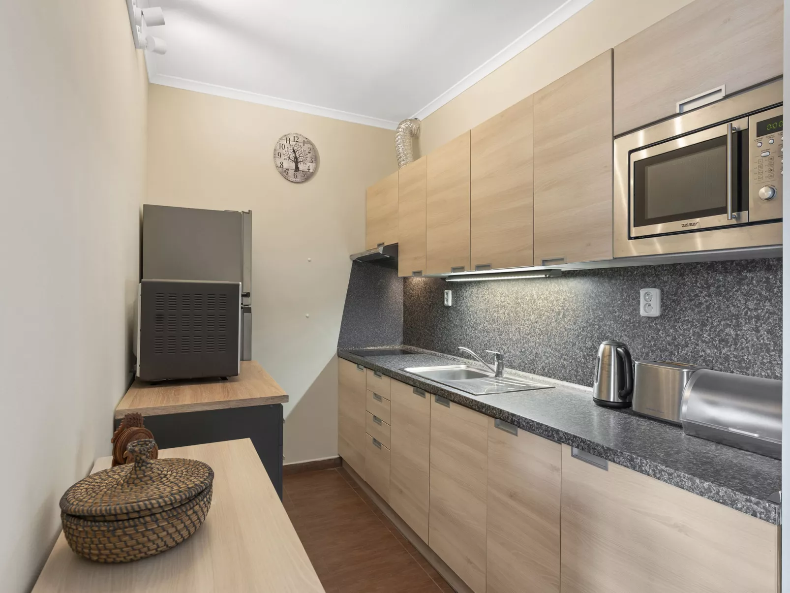 Resident Harrachov B