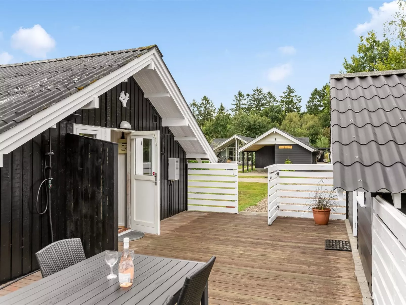 "Madita" - 30km from the sea