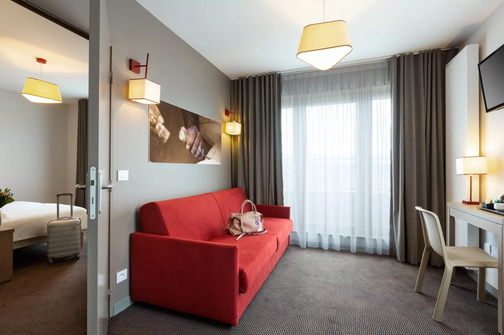NEHÔ SUITES PORTE DE GENEVE - Triple Room