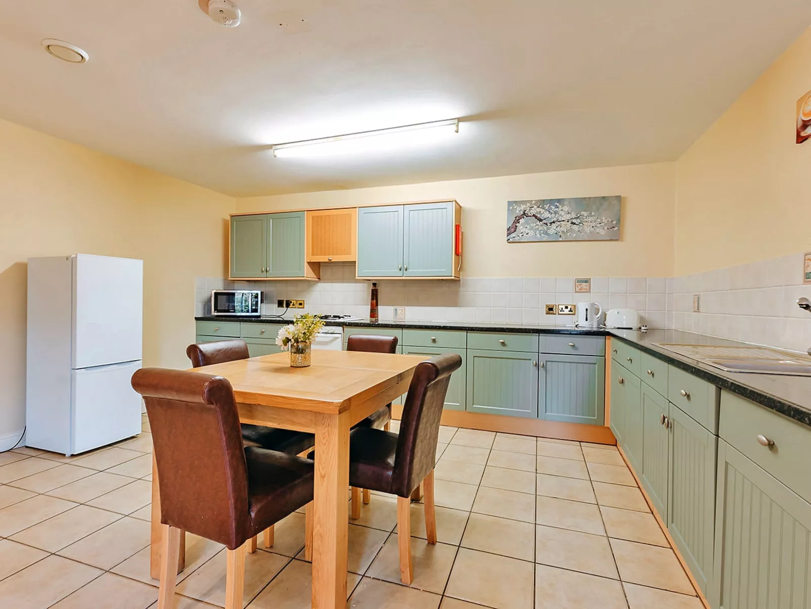 Netley Hall - Peach Tree