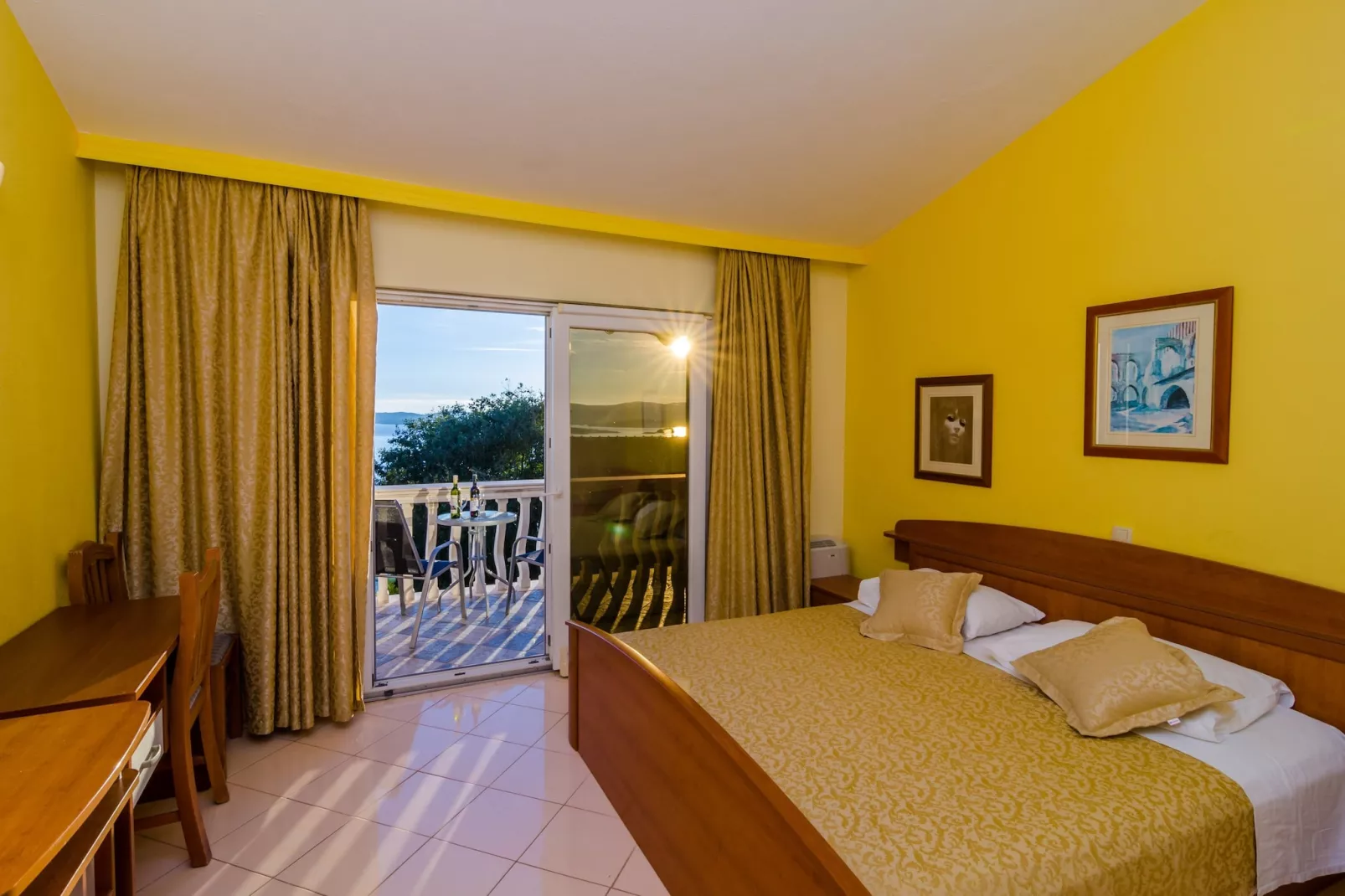 Hotel Pansion Villa Antonio - Two Bedroom Suite with Balcony and Garden View 17