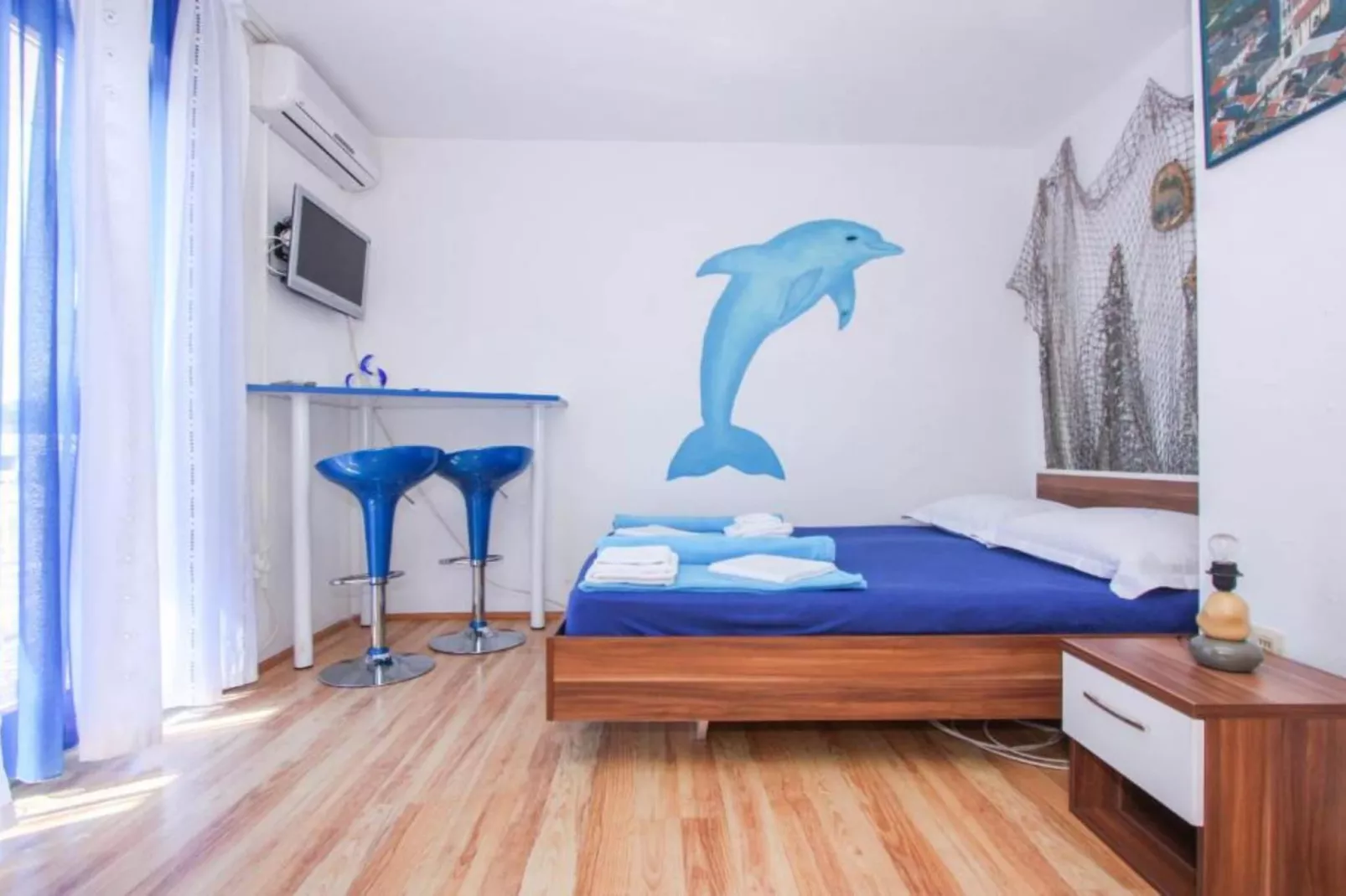 Peaceful Apartments With Style  - Two Bedroom Bedroom Apartment