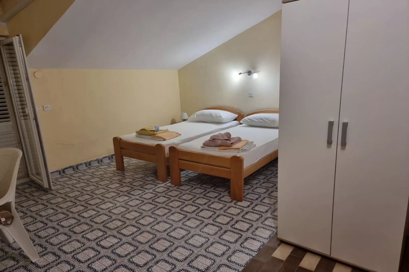 Apartments Željka - Studio Apartment with Terrace with Sea View (5)