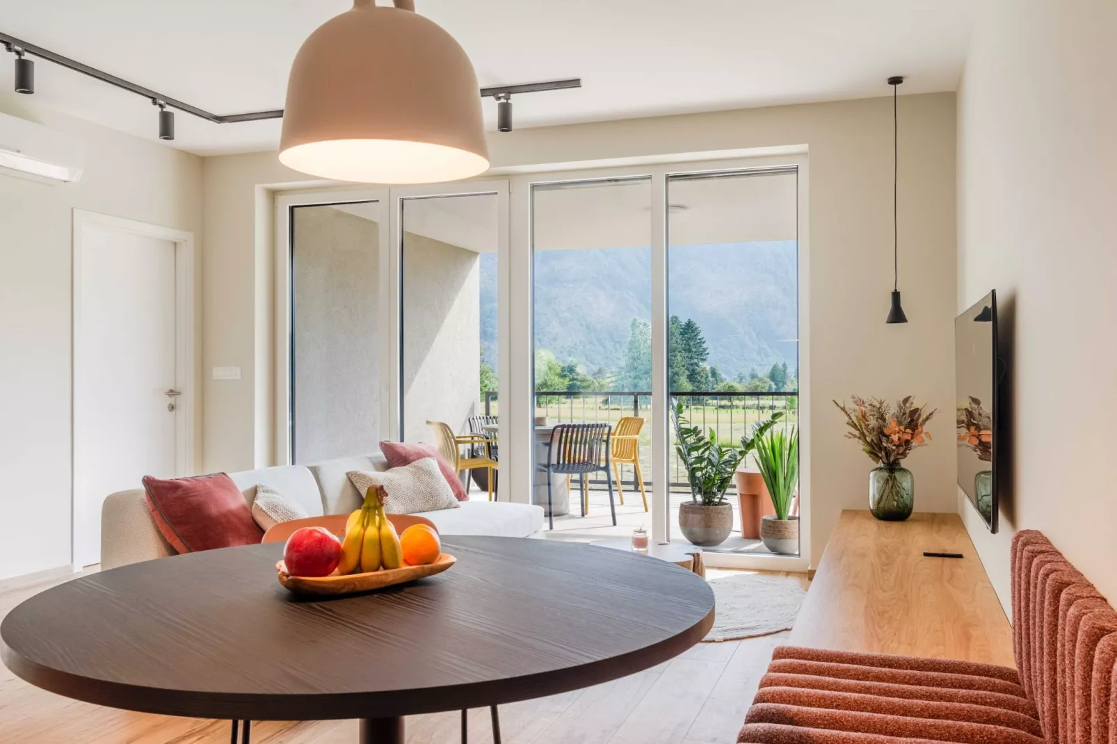 Bovec Chic Apartment with Sauna - One Bedroom Apartment with Balcony
