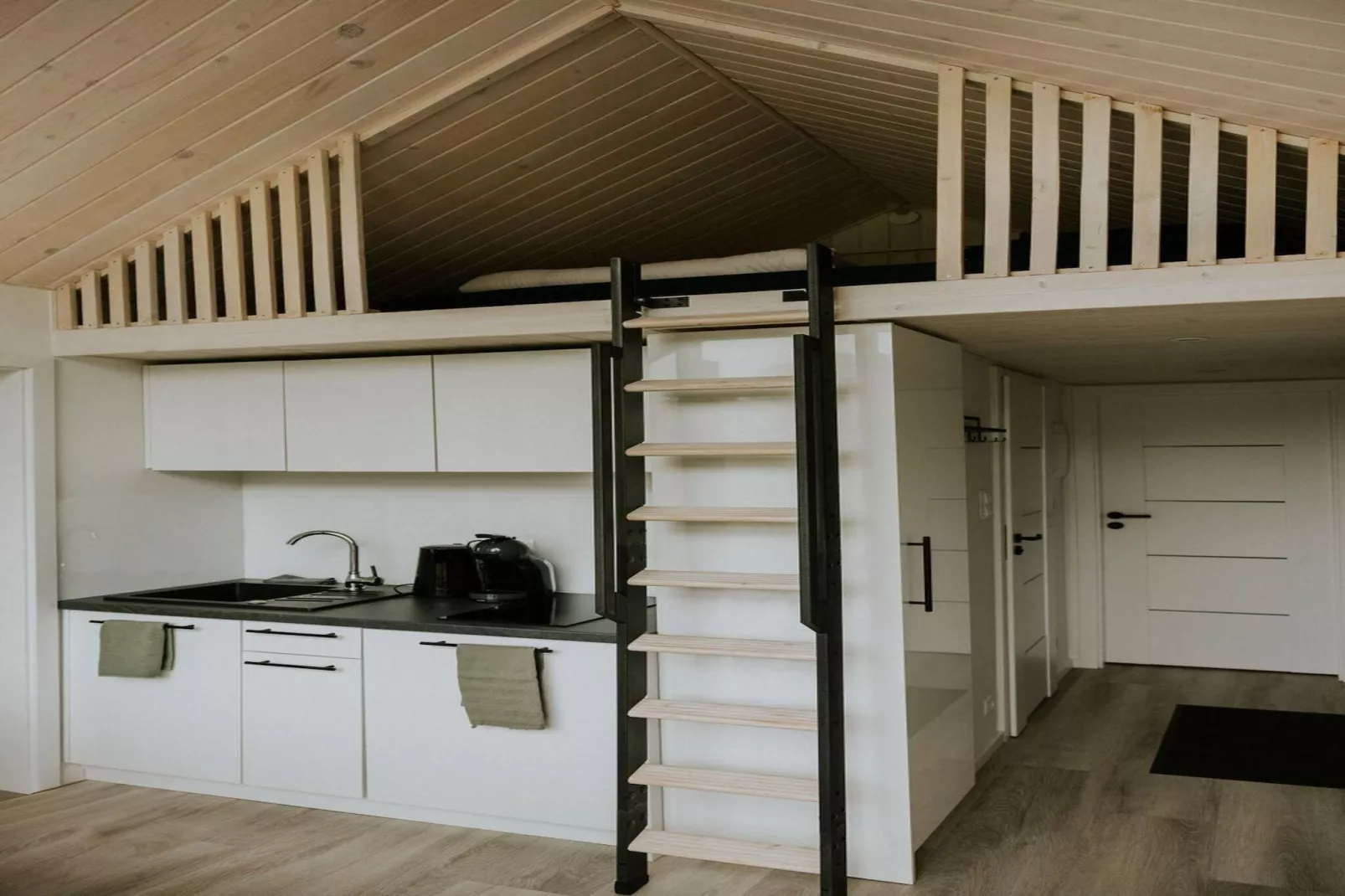 Tiny house XL | 2-4 persoons