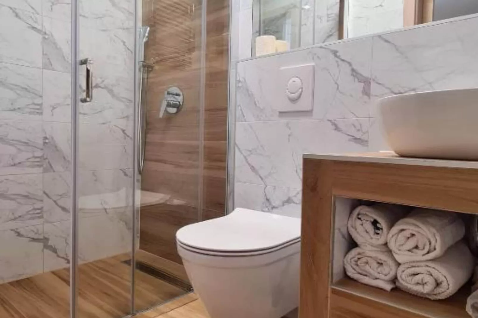 Ginko Rooms - Double or Twin Room With Private Bathroom (A5)