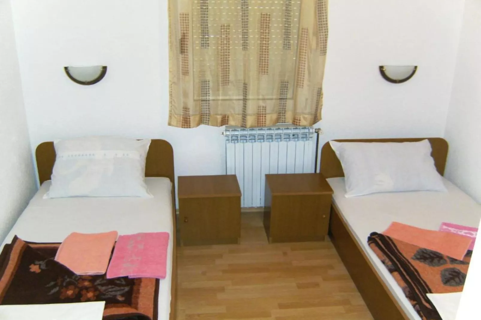 Twin room 3