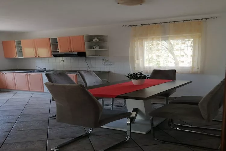 Apartment Marina - Two Bedroom Apartment with Terace