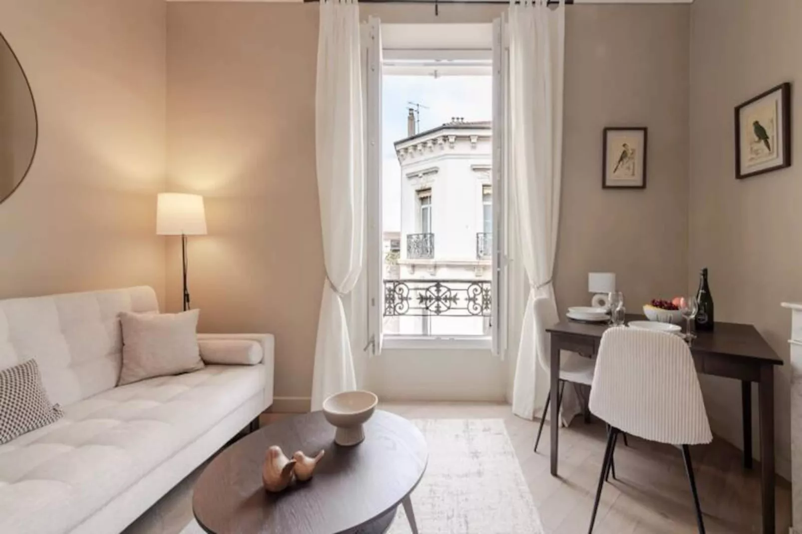 Résidence 2p Rénové Cœur De Cannes