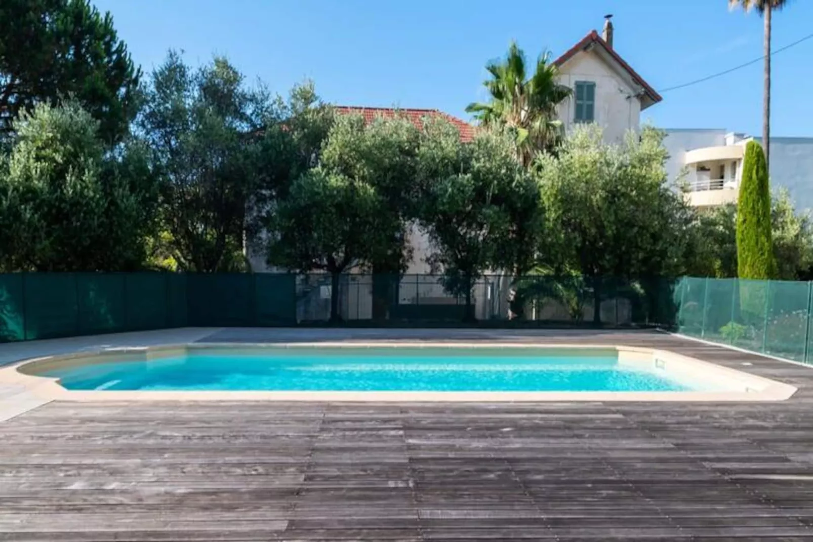 Résidence 2p Rez-de-jardin Avec Piscine – Calme, Parking Privé