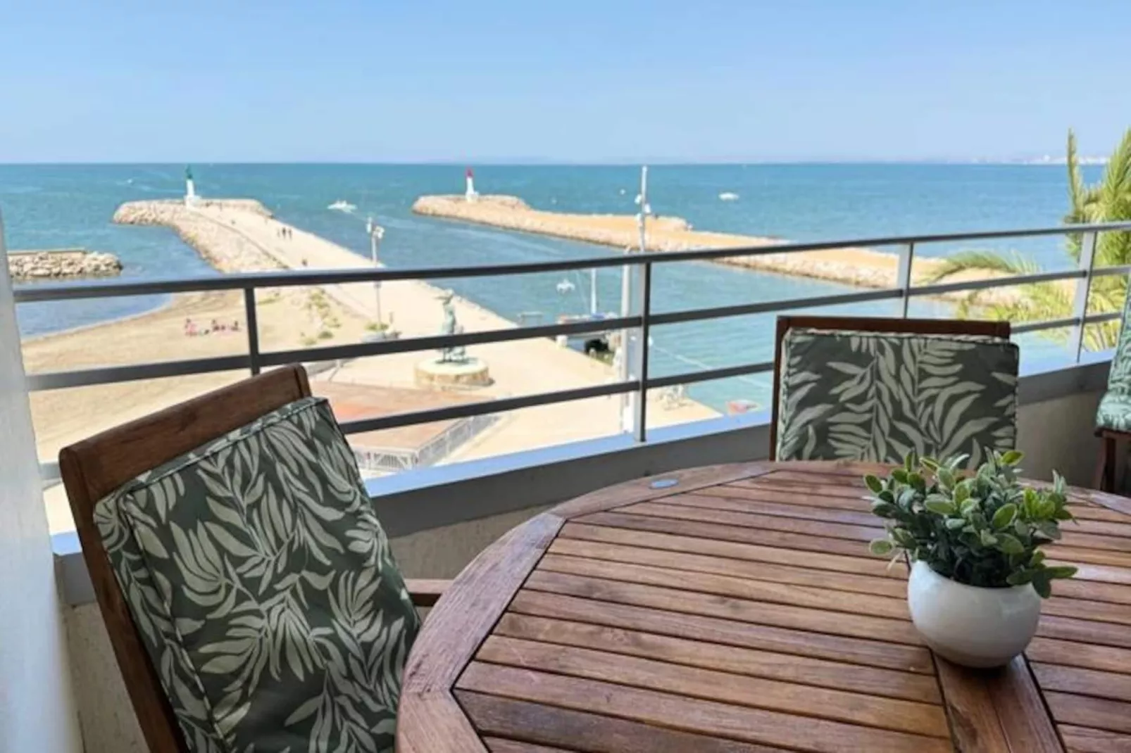 Résidence Superbe T3 Traversant Avec Terrasse Face Au Chenal Vue Mer &ndash; Imp&eacute;rial 4