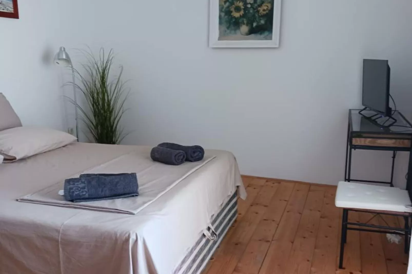 Apartmani Green Oasis - One Bedroom Apartment with Terrace and Sea View