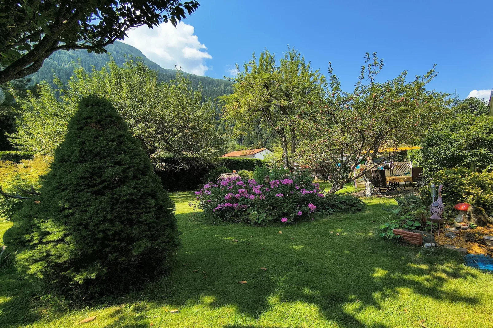 Apartment Hannelore B / 4 P-Buitenkant zomer