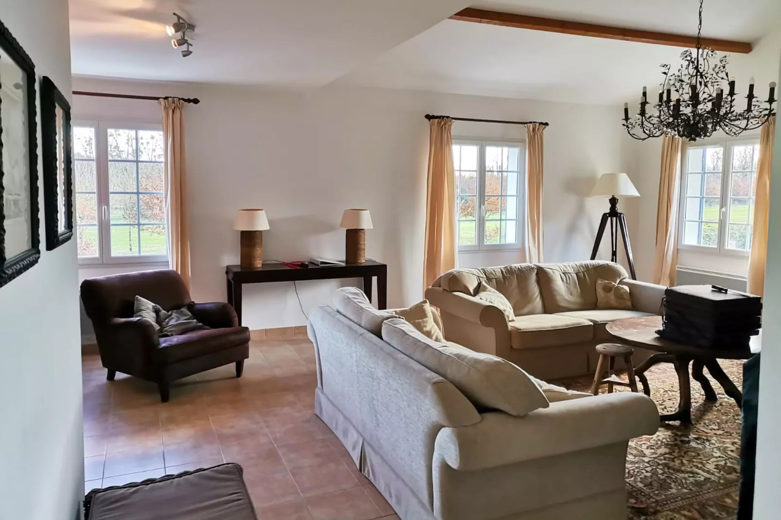 Bourg Est 3-Woonkamer