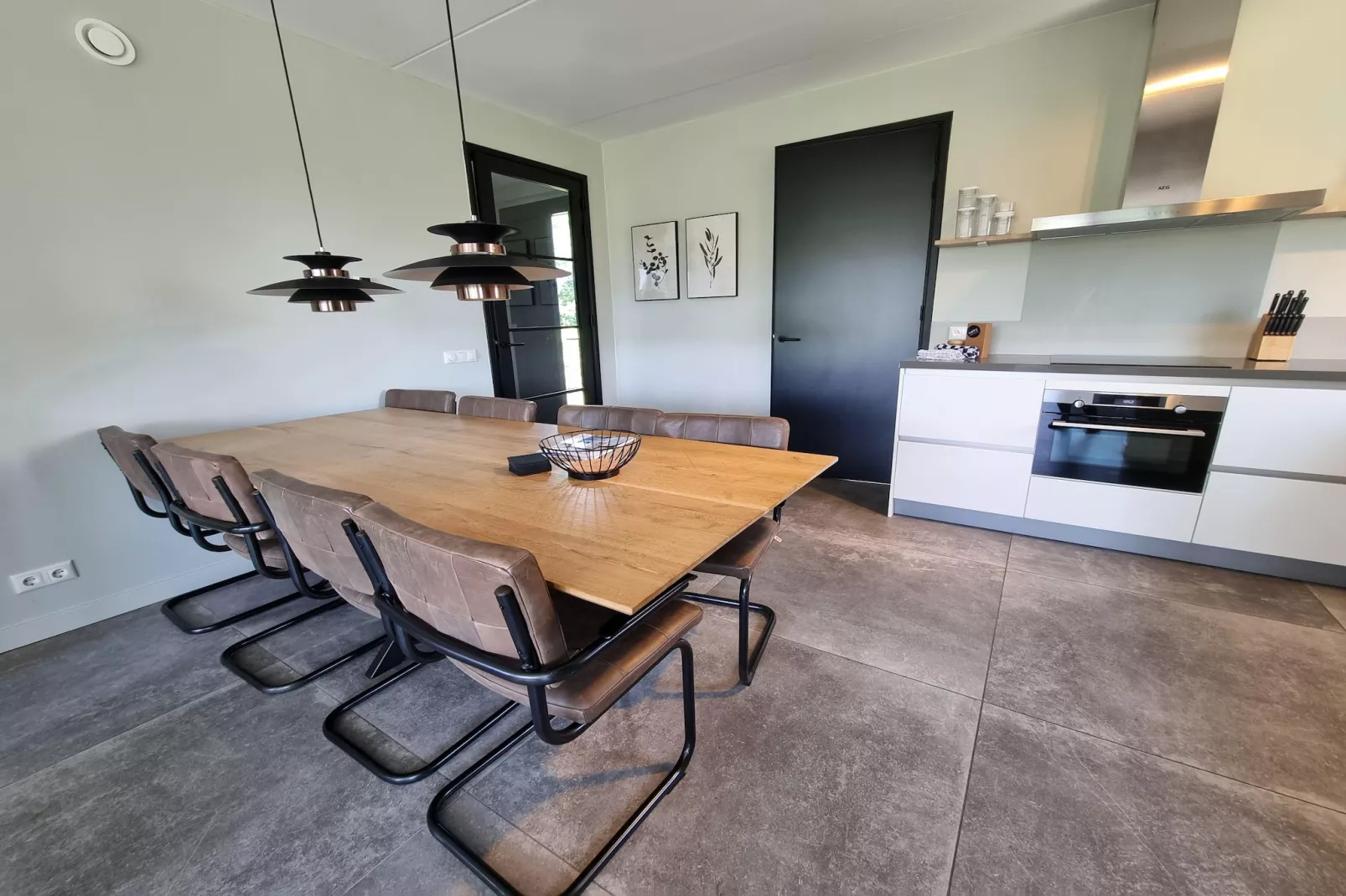 Watervilla San-Woonkamer