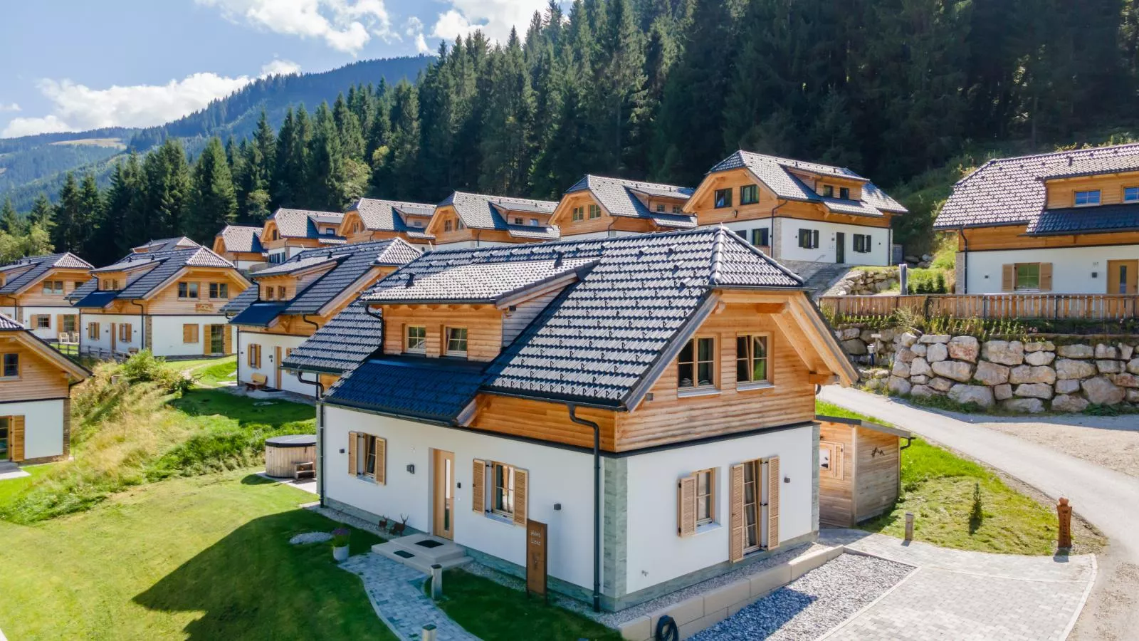 Haus Liene-Buitenkant zomer