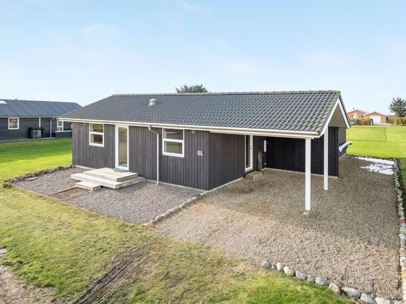 "Ginia" - 150m to the fjord