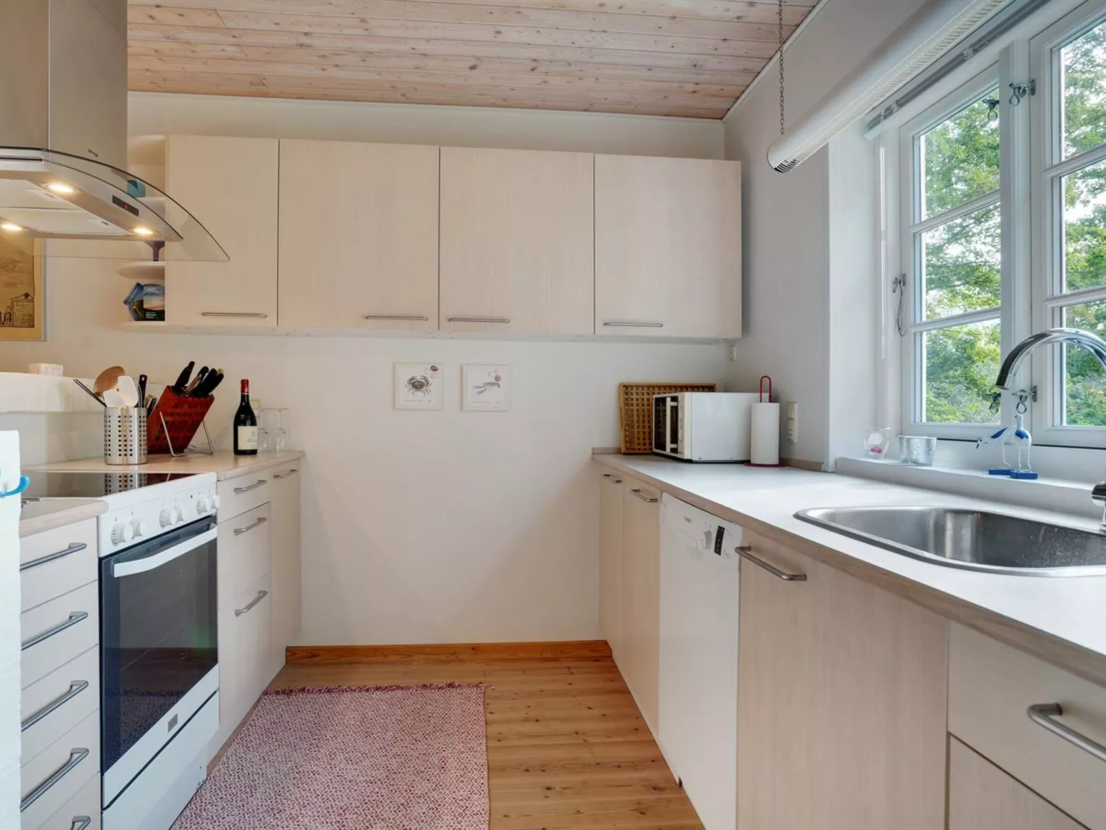 "Hildegunn" - 200m from the sea