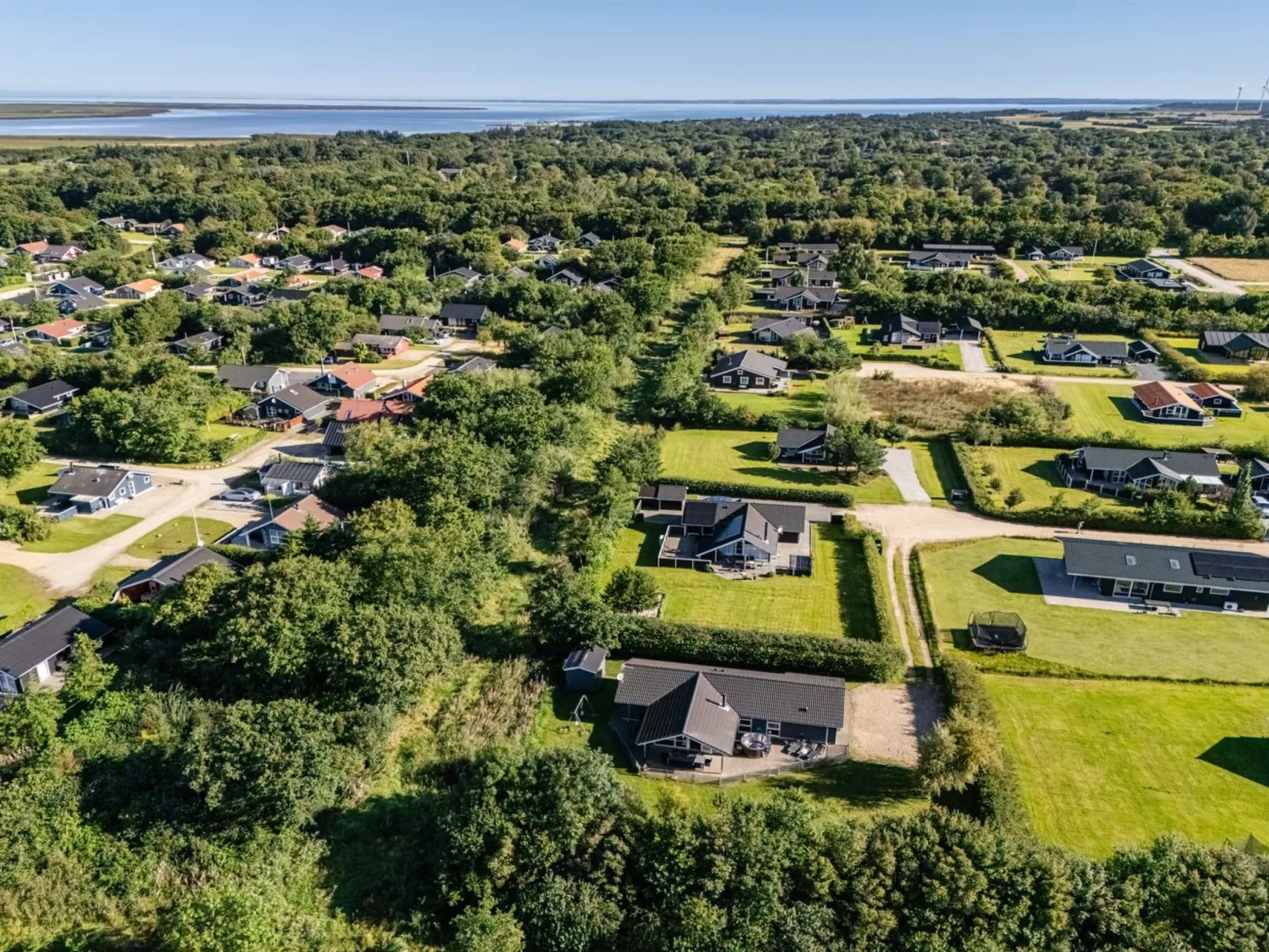 "Findus" - 1.2km to the fjord-Buiten