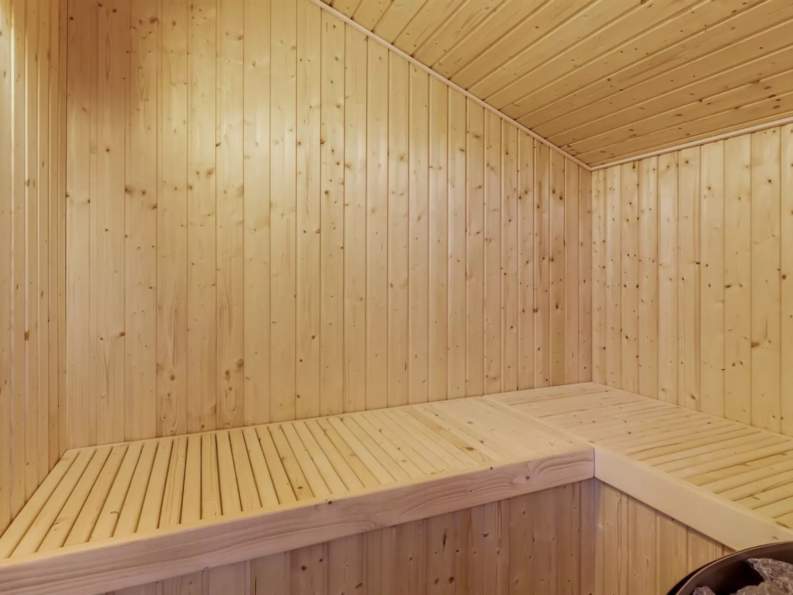 "Sasja" - 1.5km from the sea