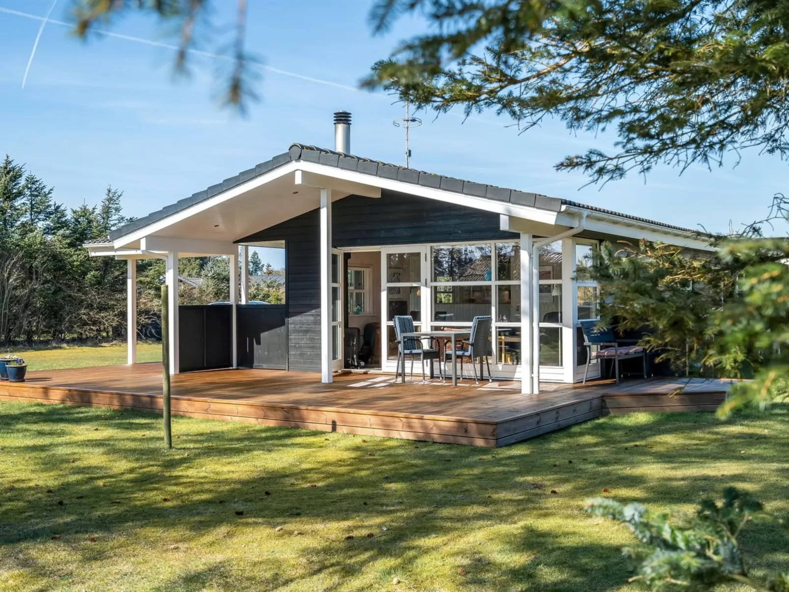 "Troels" - 750m from the sea