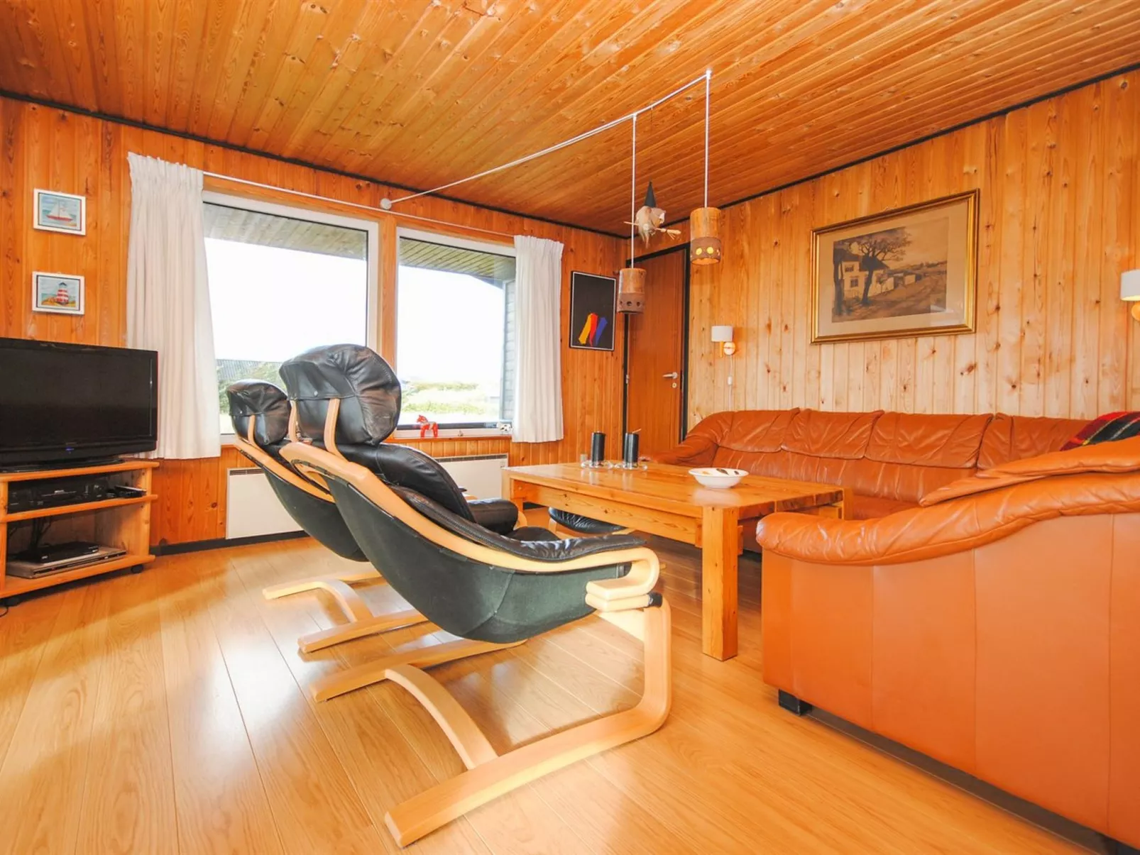 "Gisela" - 250m from the sea