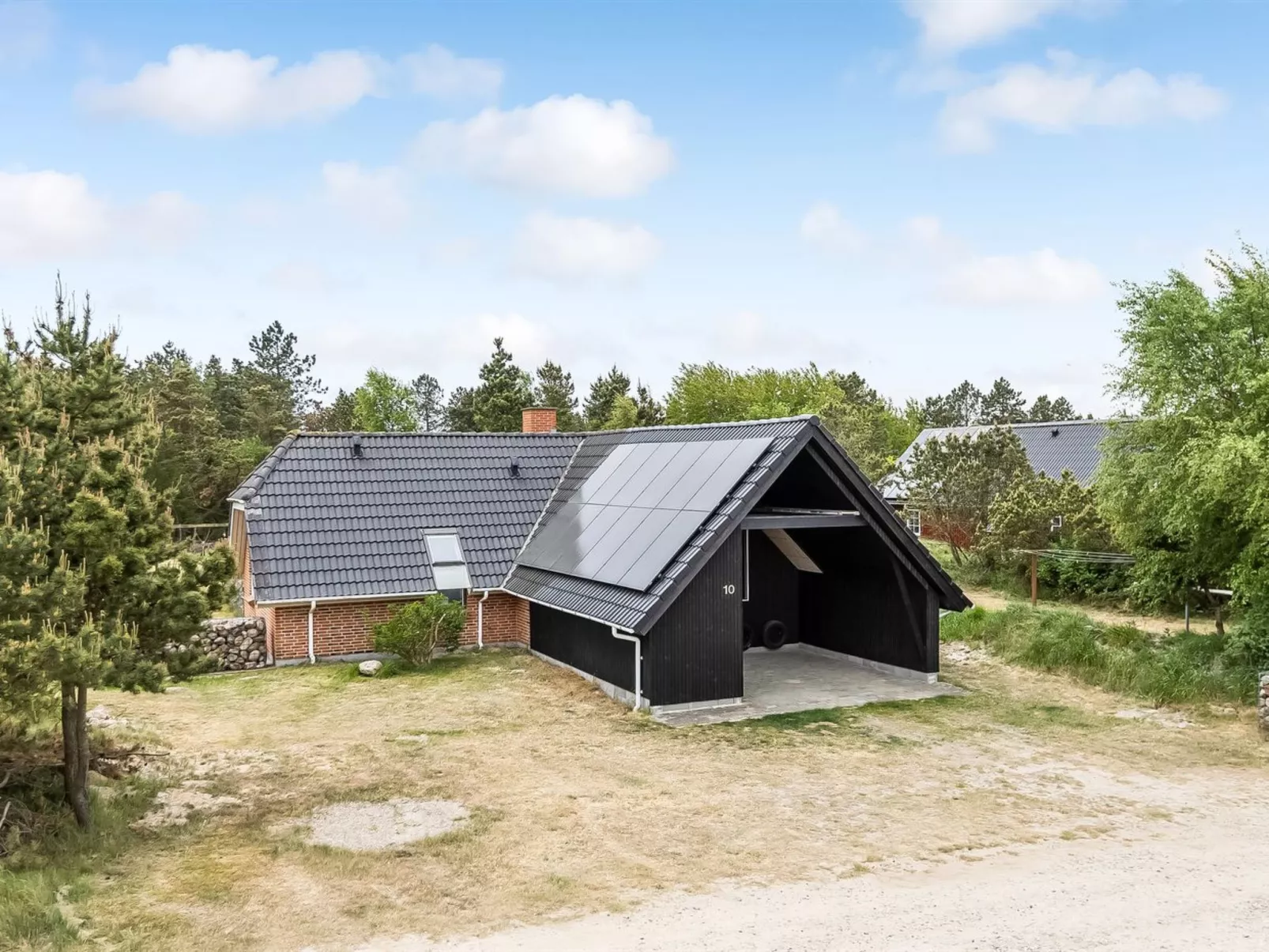 "Thythkil" - 3km from the sea