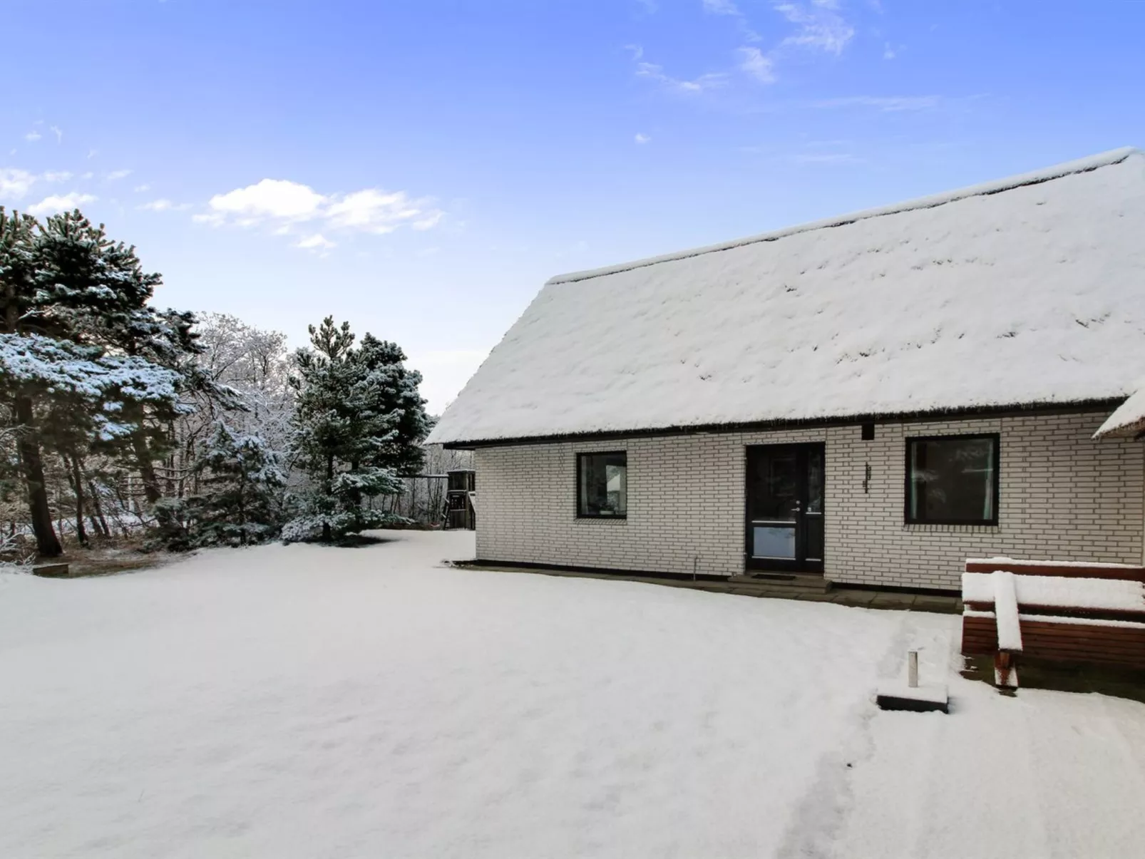 "Vendela" - 2.5km from the sea