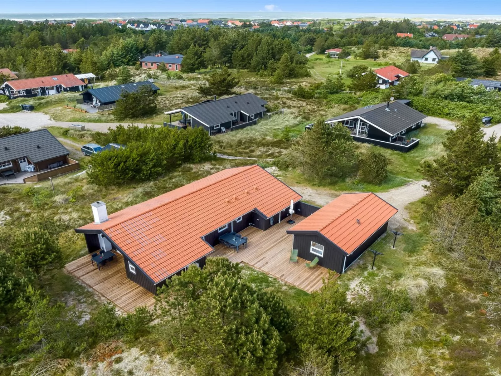 "Antto" - 900m from the sea