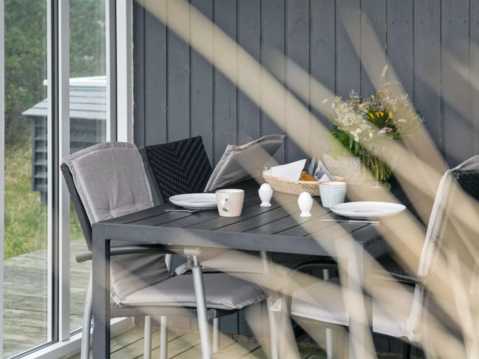 "Siri" - 400m from the sea