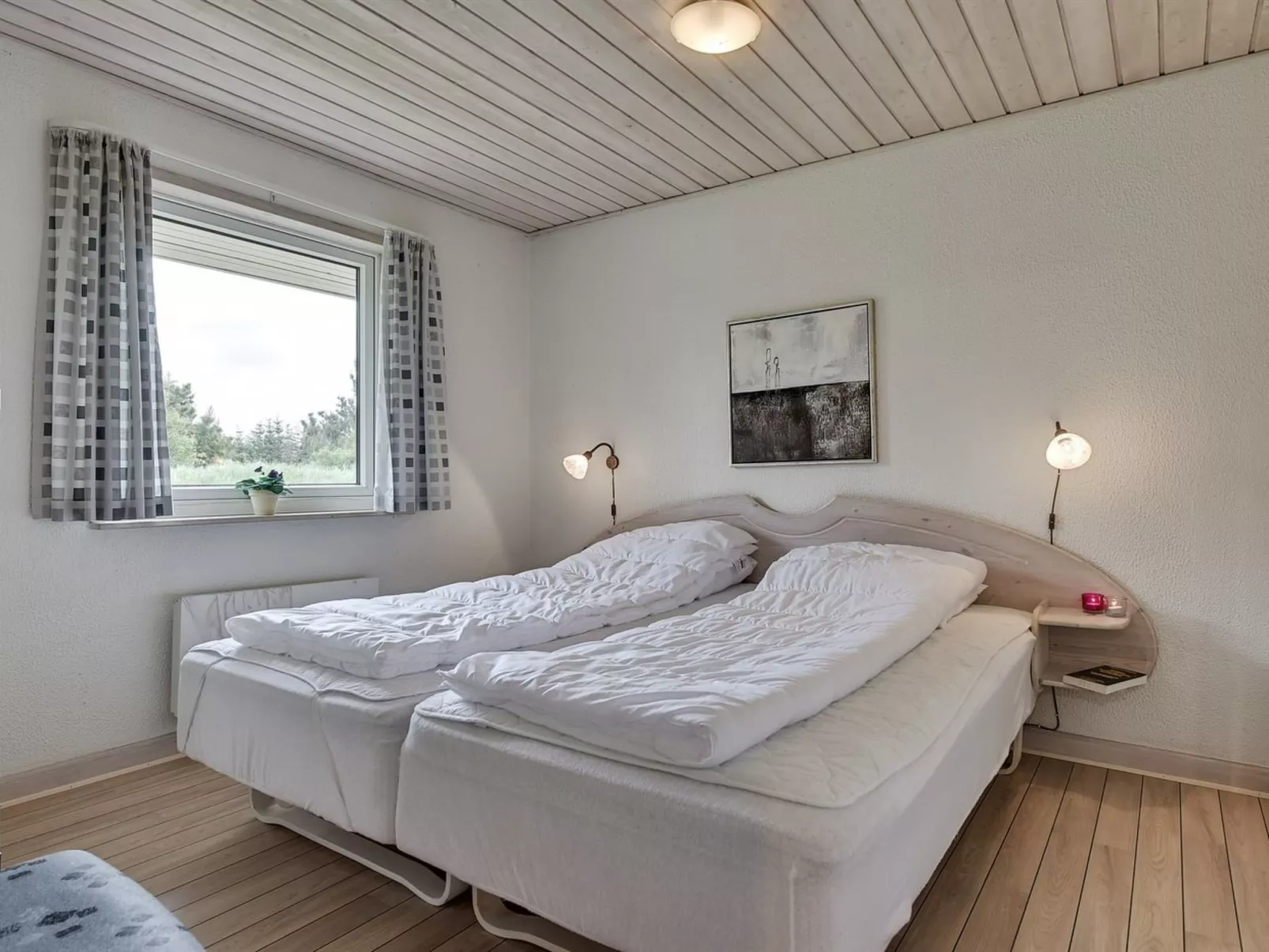 "Ameline" - 500m to the fjord