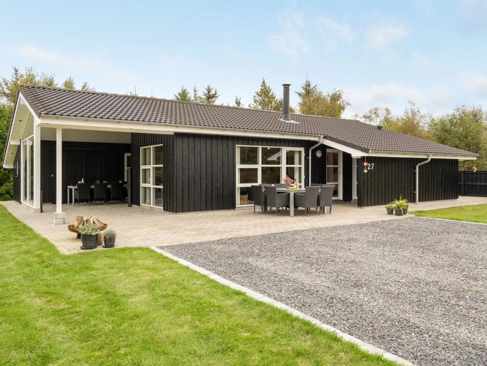 "Frida" - 700m from the sea