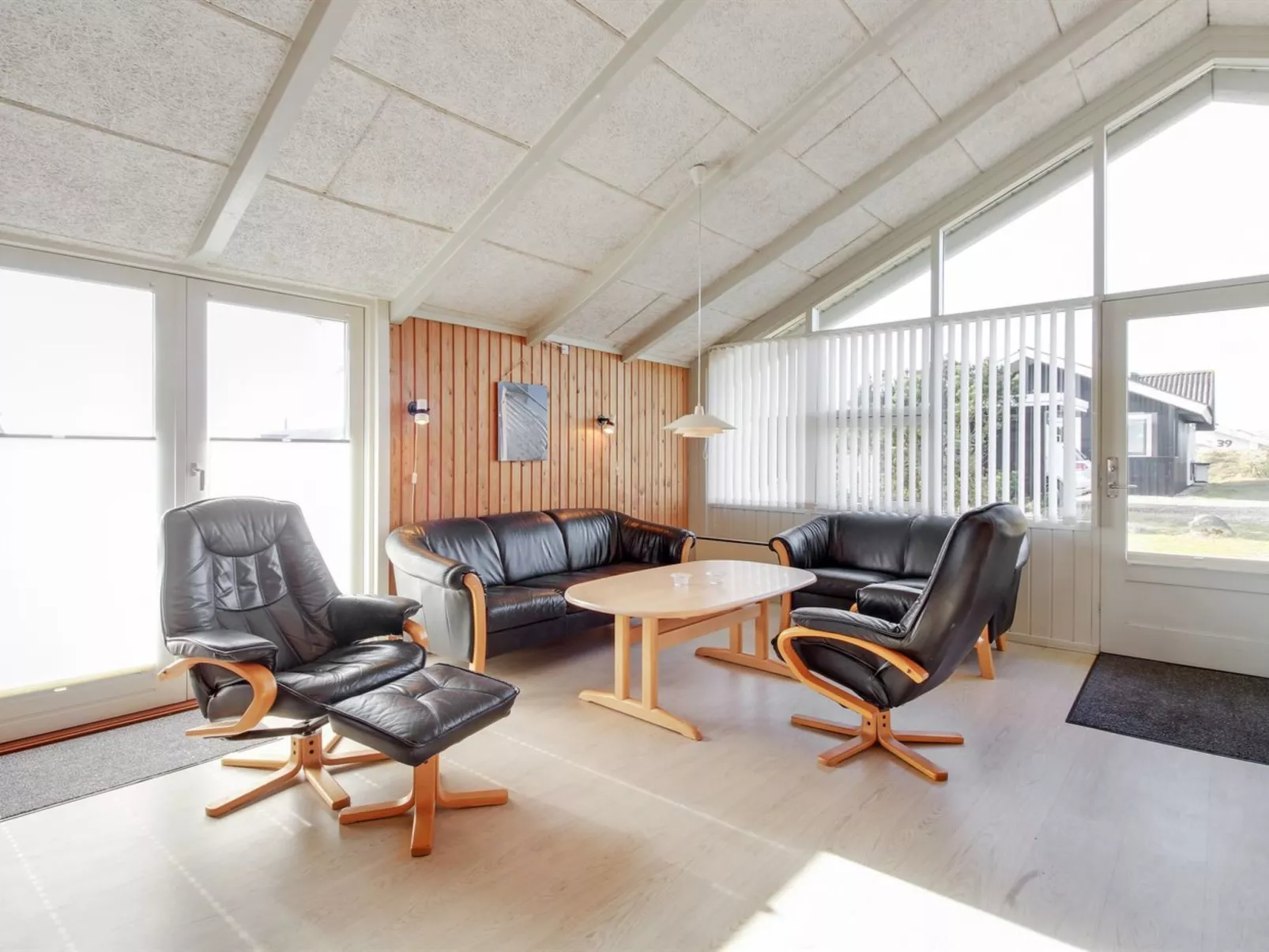 "Lowe" -  from the sea