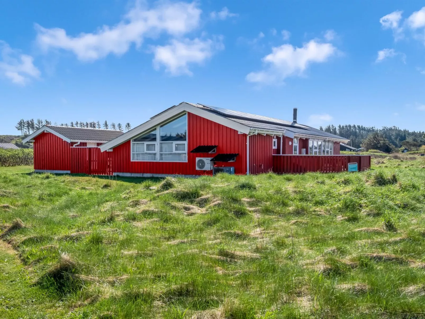 "Skrallan" - 400m from the sea