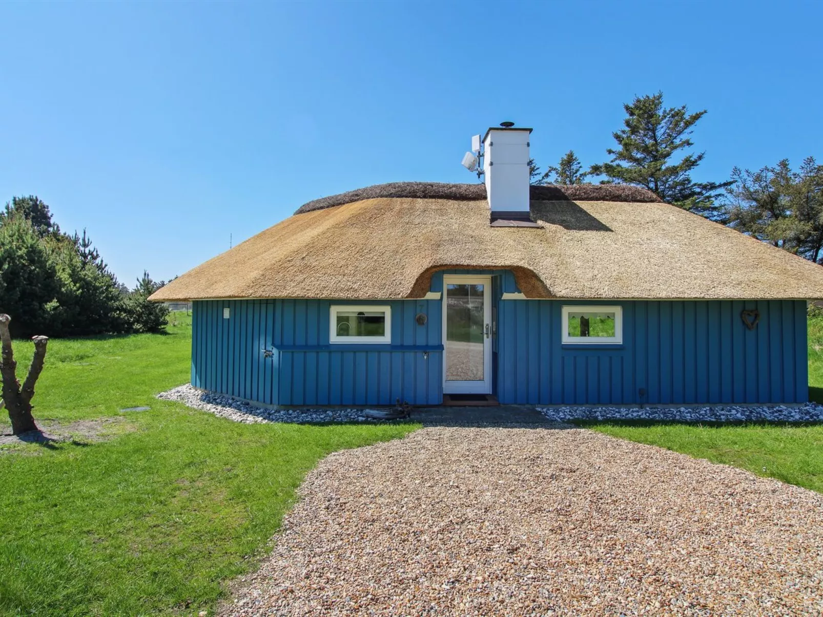 "Kenny" - 1.2km from the sea