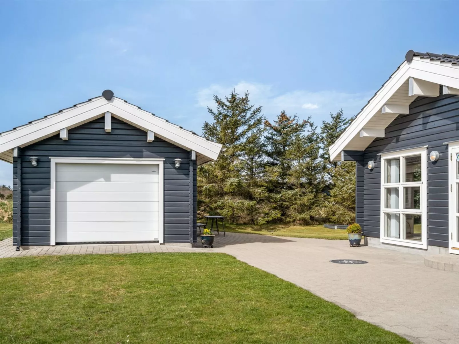 "Mathy" - 900m from the sea