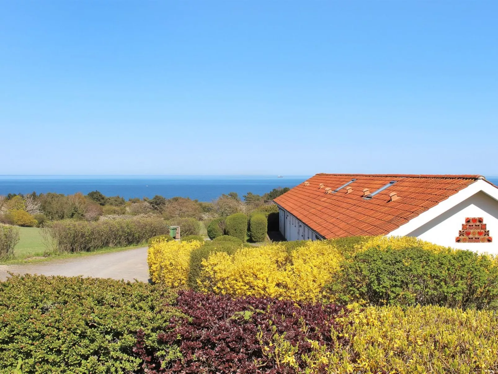 "Frederique" - 400m from the sea