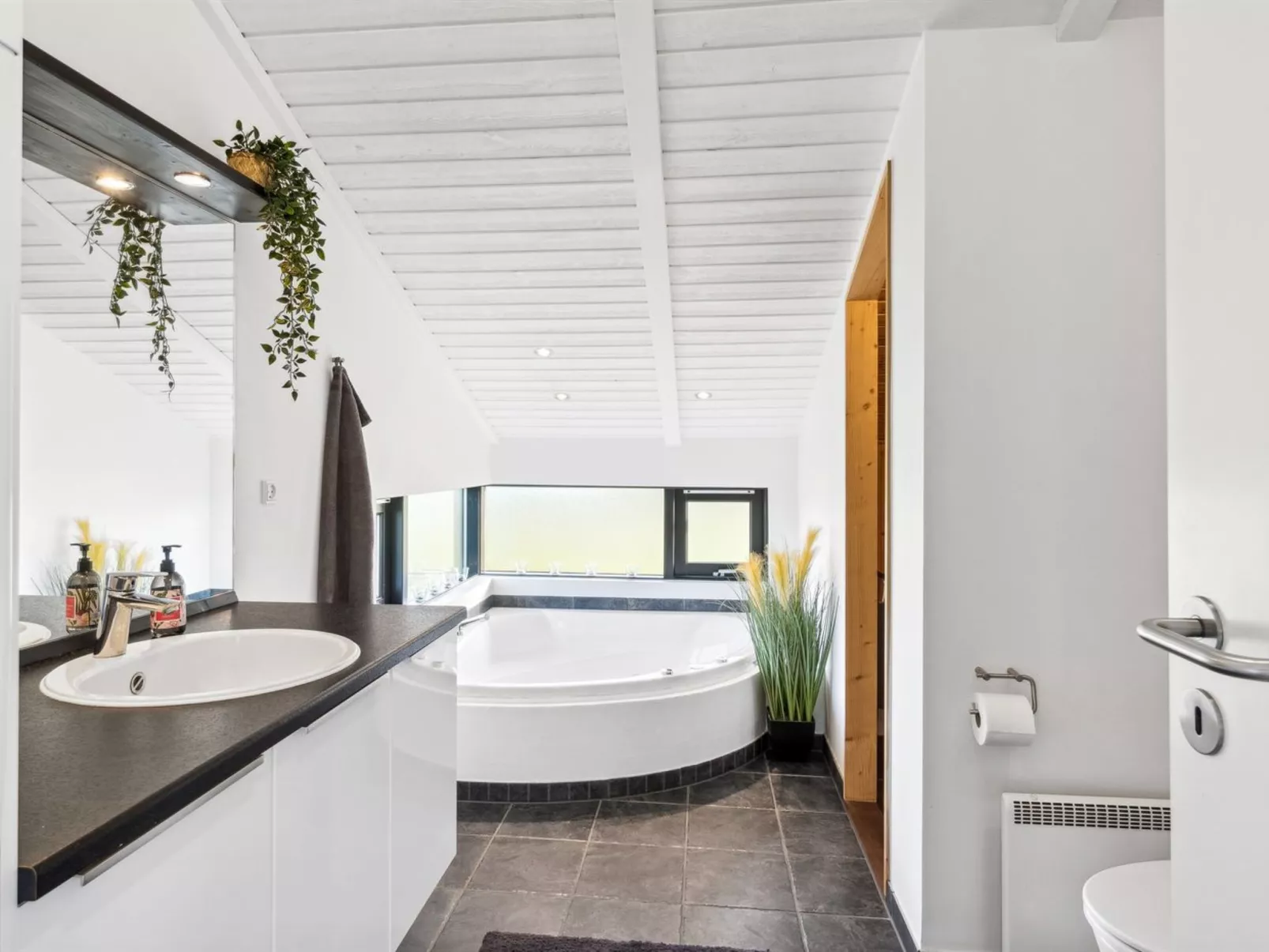 "Auvo" - 600m from the sea