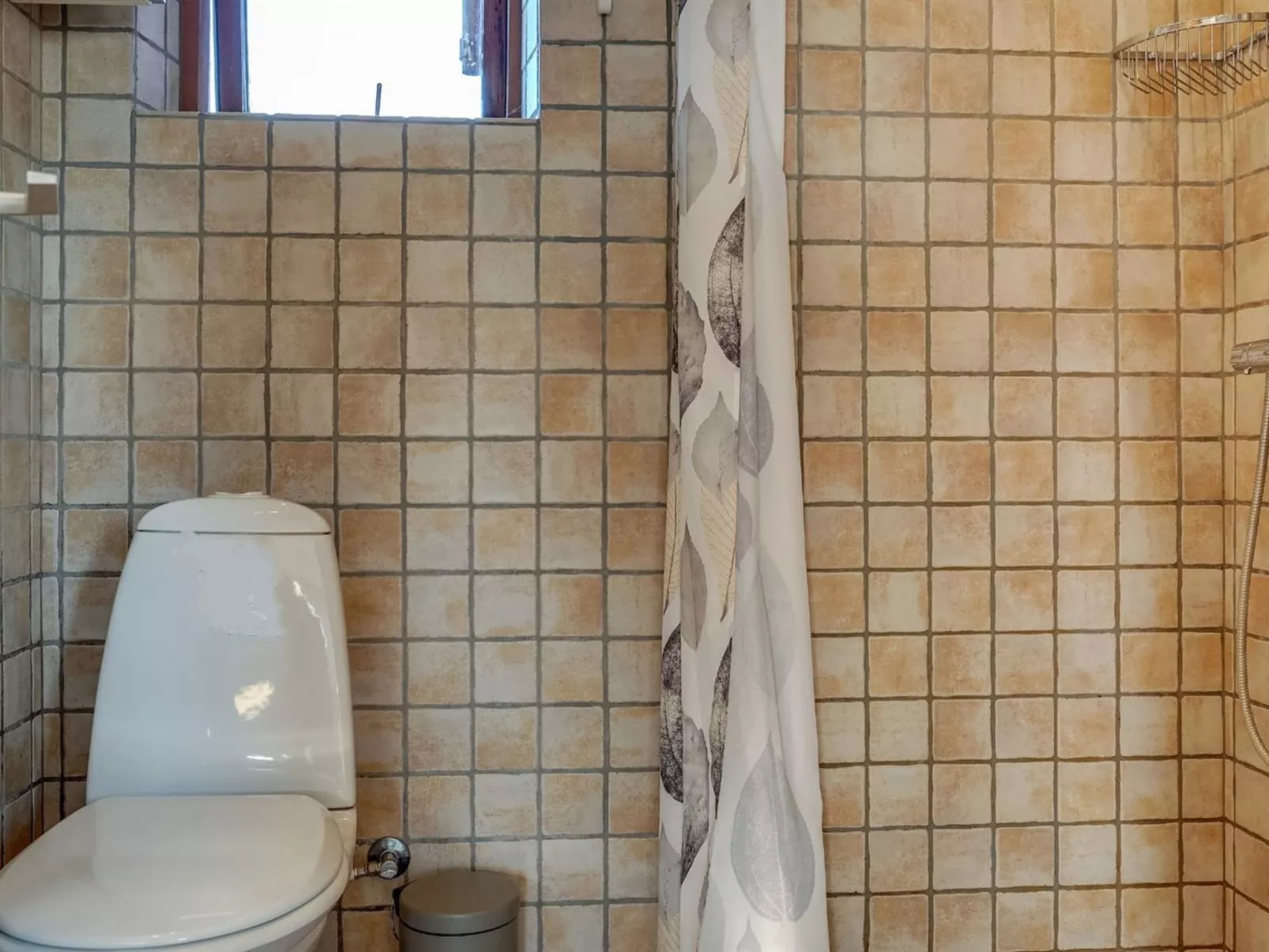 "Lennart" - 750m from the sea